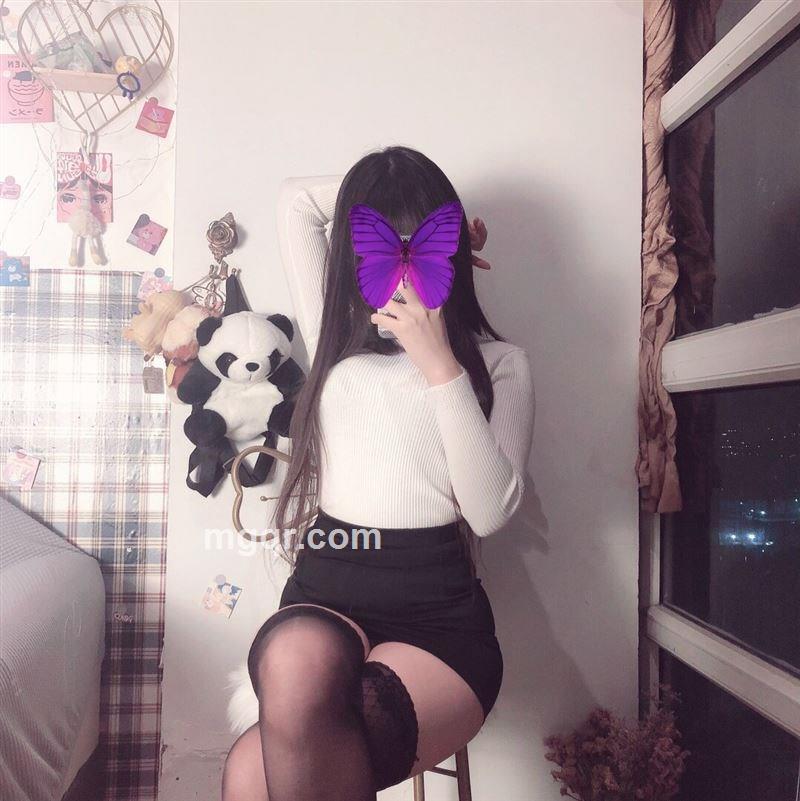 甜蜜且乖的头像