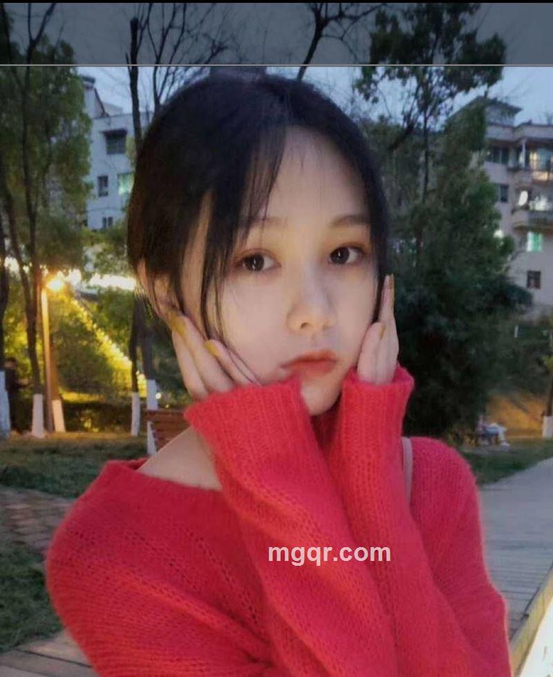 小罩杯的欢乐的头像