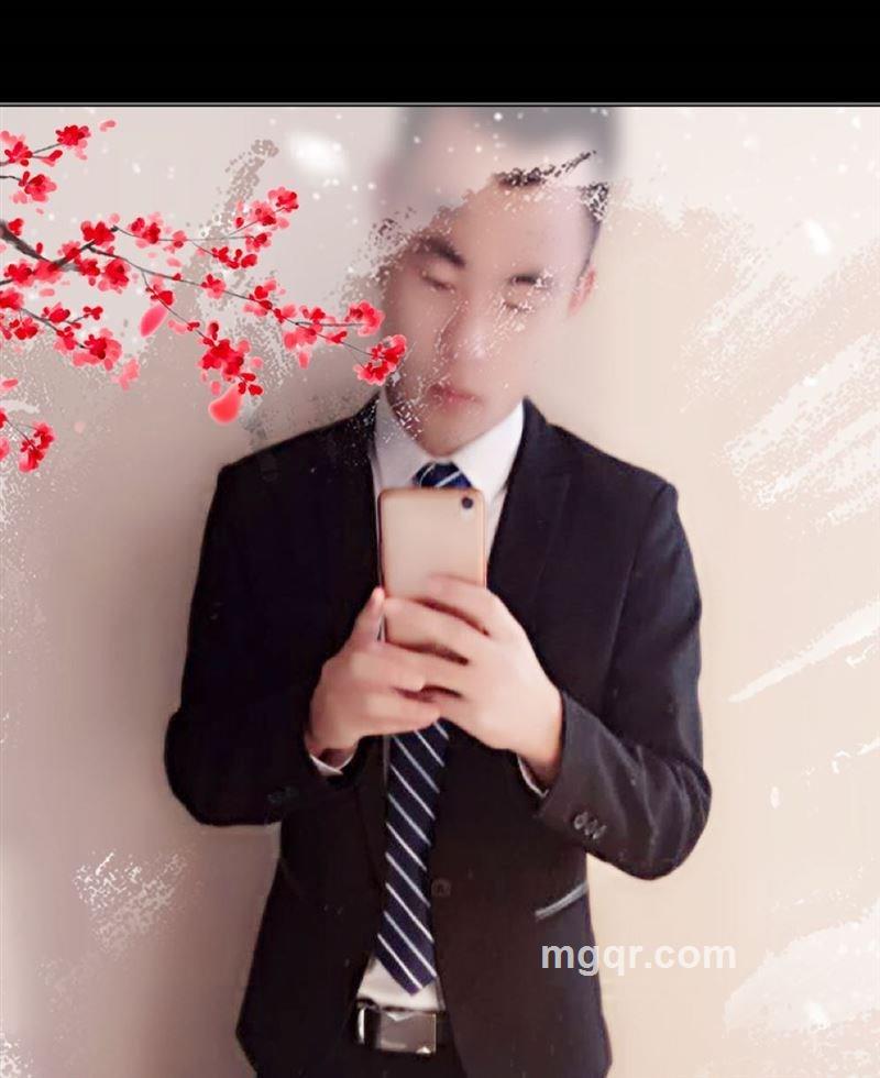 1334momo的头像