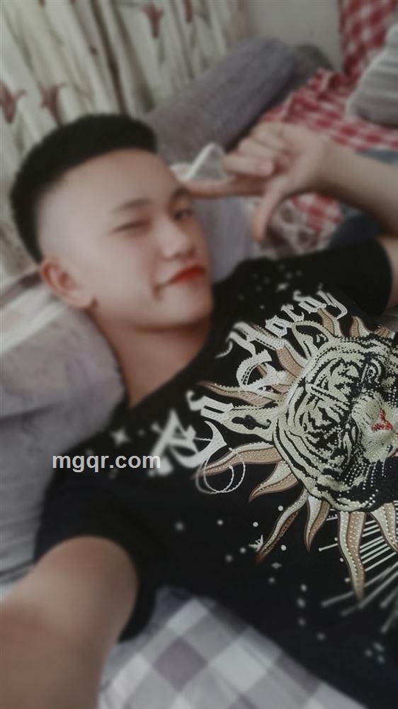 爱动略略略的头像