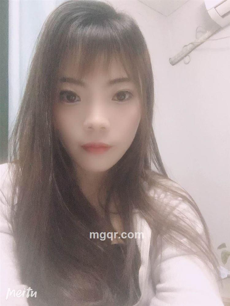 行走的草莓的头像