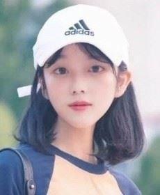 迷人的微笑的头像