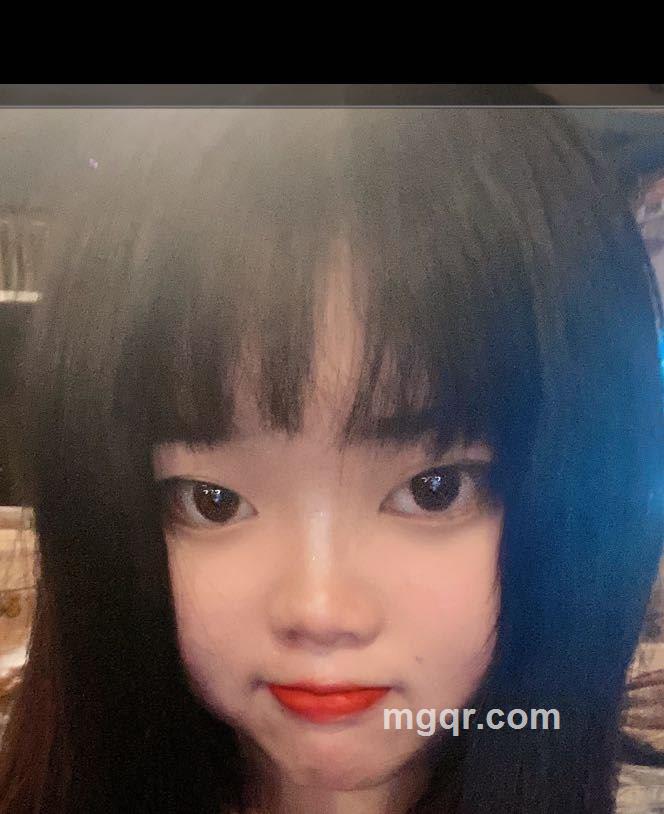 茜茜的头像