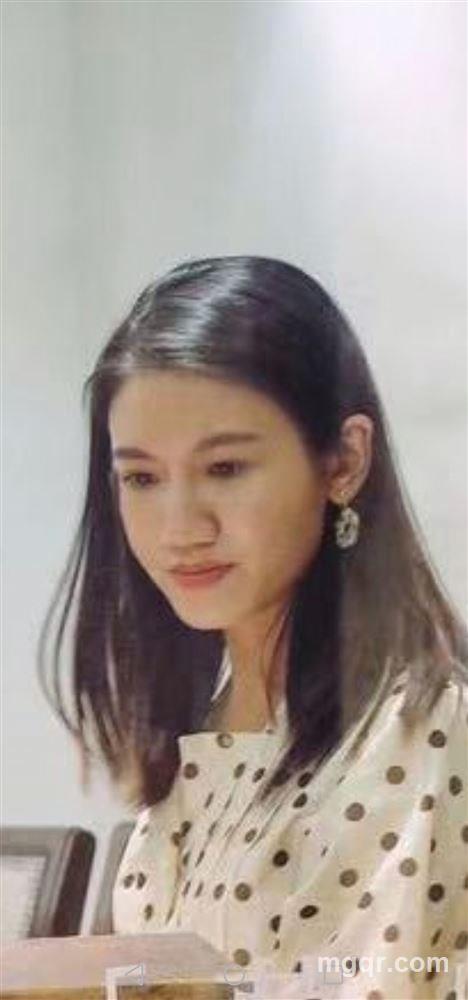 黎心怡是朵白莲花的头像
