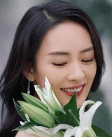 飘雨的雪的头像