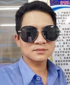 点烟燃寂寞的头像