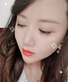 百变魔女的头像