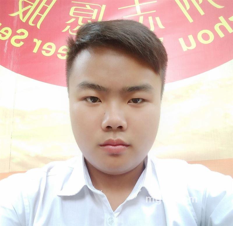 小龙特别爱笑的头像