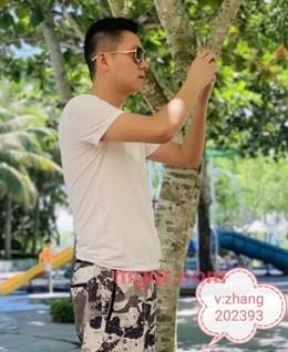 每月壹万寻女友的头像