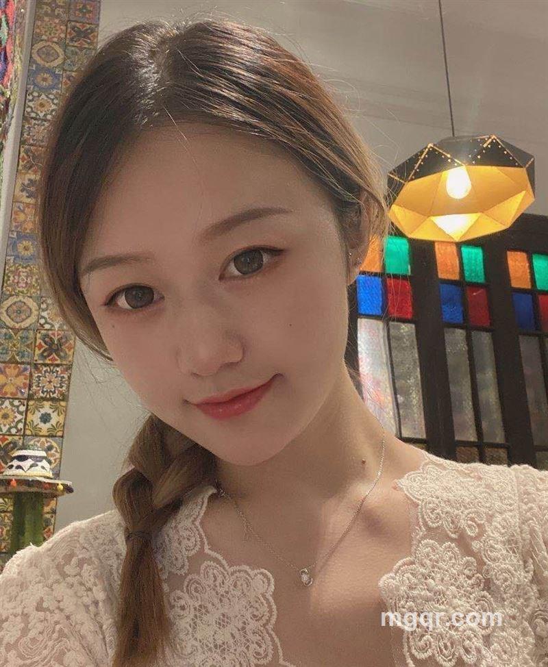 偏要吃兔兔的头像