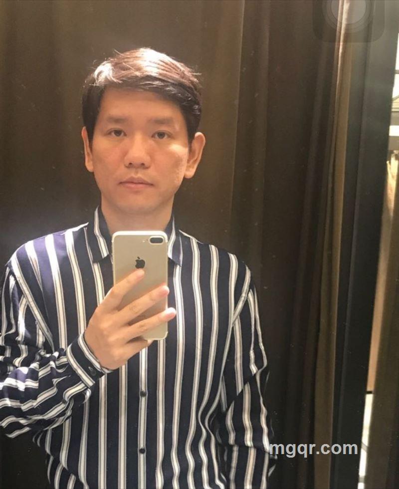 教毛游泳的鱼的头像