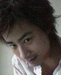 仲夏微风的头像