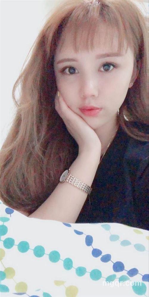 花开一半的头像