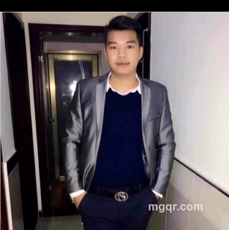 浅笑心展望未来的头像