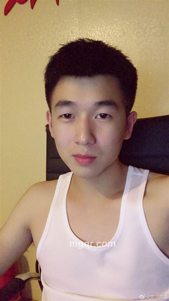 迷彩的故事的头像