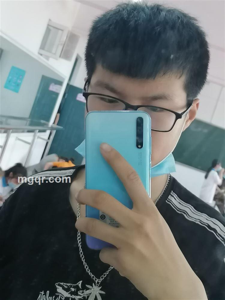 不够成熟的头像