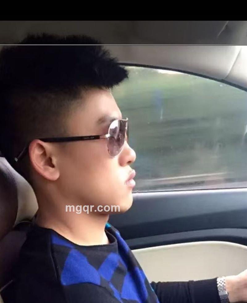 帅气多金的头像