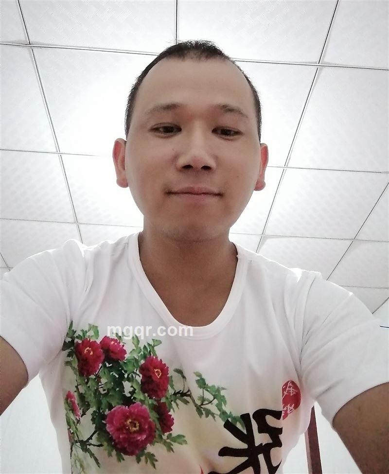 找个姐姐来宠着的头像
