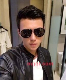 SummerHoliday的头像