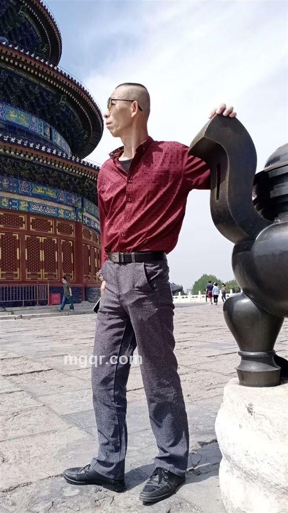 Bennettjohnson881的头像