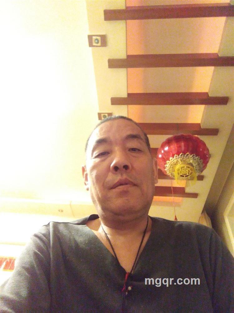 相爱的人不会寂寞的头像