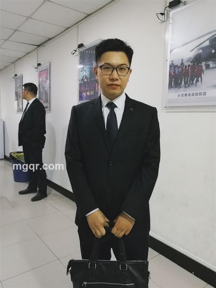 唯一的苍白