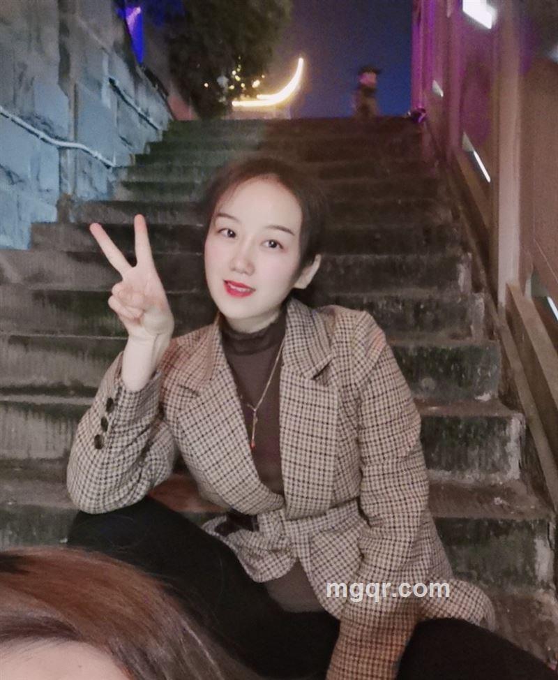 爱笑的小白的头像