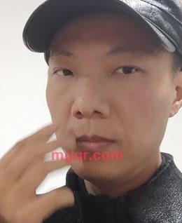 一个小小的鱼人