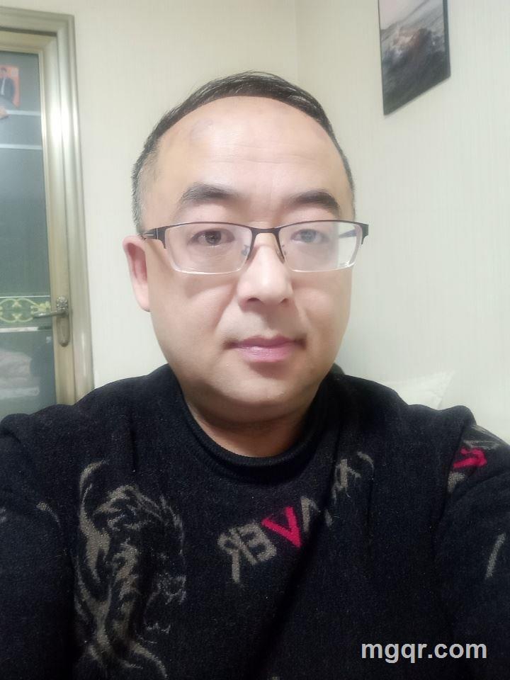 远方的山茶的头像