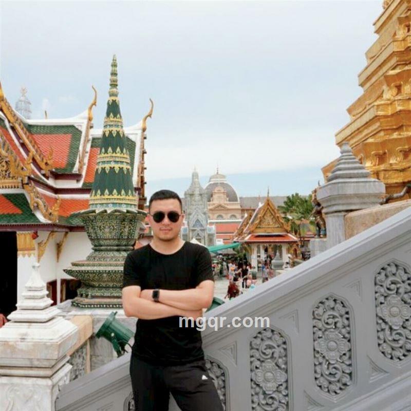 爱兔兔奶叔的头像