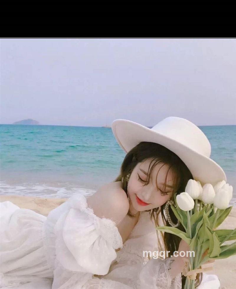 淘气的小女孩的头像