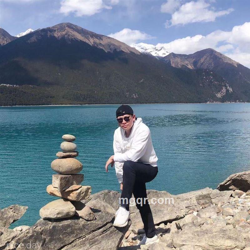 谁能陪我堕落的头像