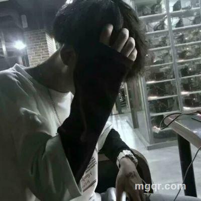 假期不困的头像