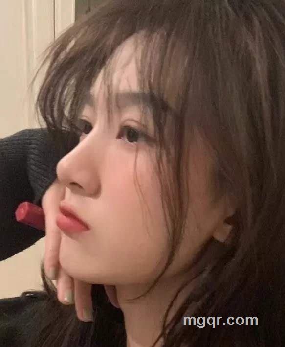 萌萌i