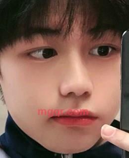 宠你的人是我的头像