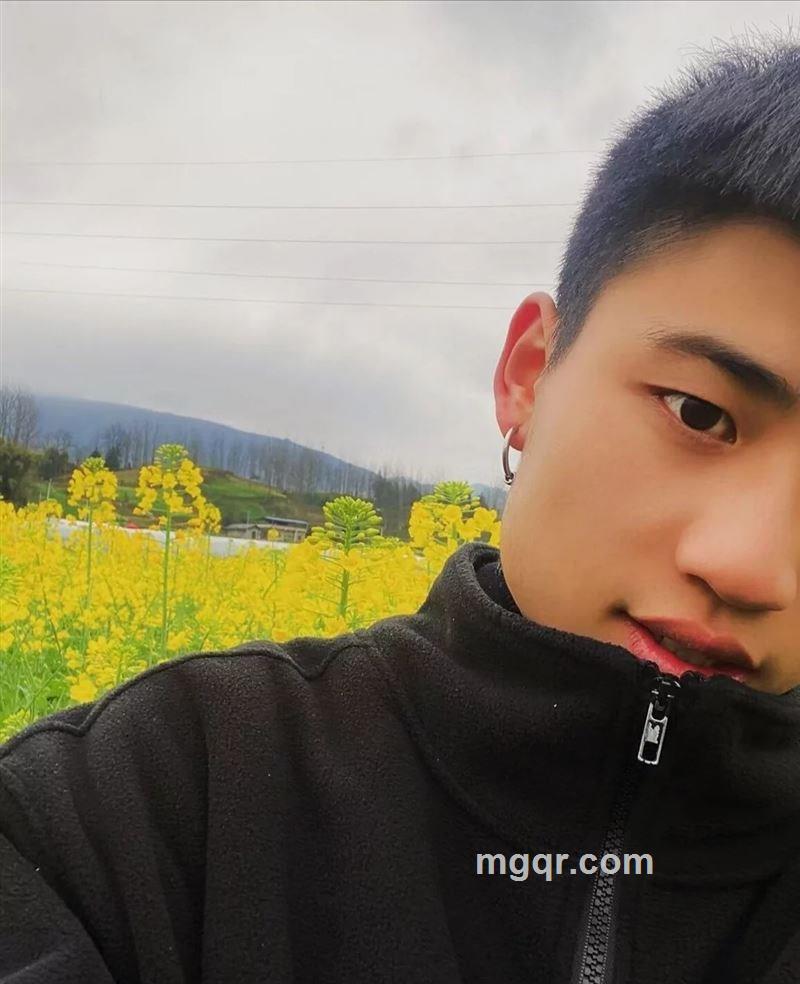 恋啥都有的头像