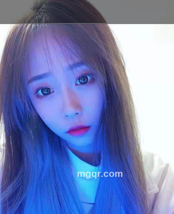 颖颖很饿的头像