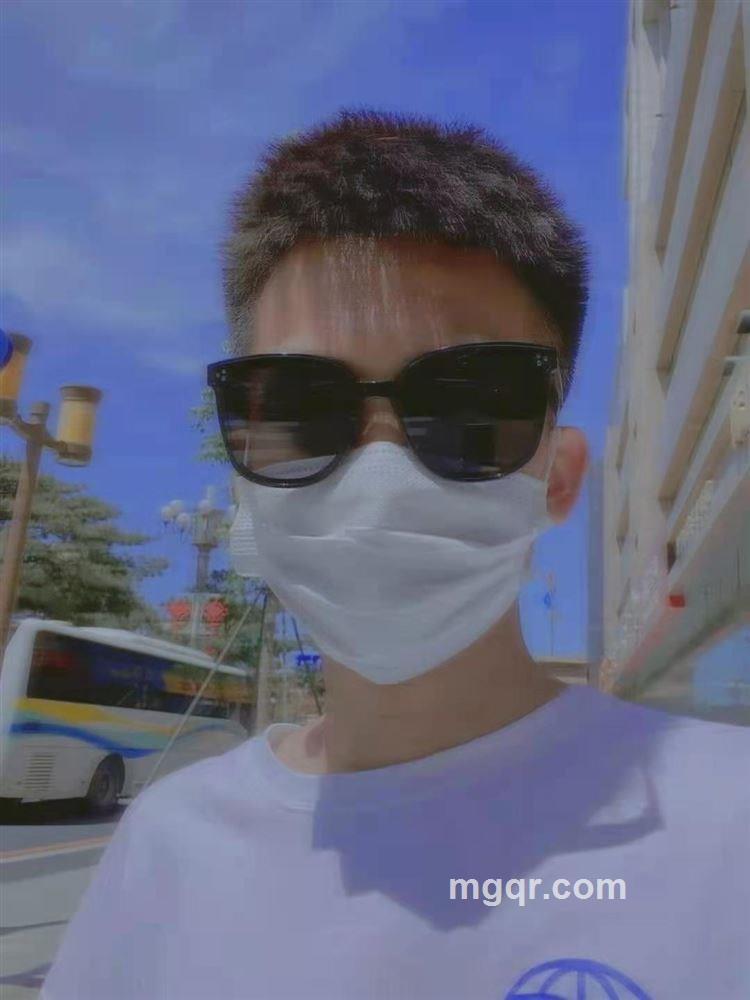 有点洋开心的头像