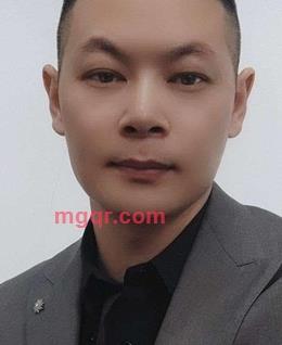 十里春风不如··的头像