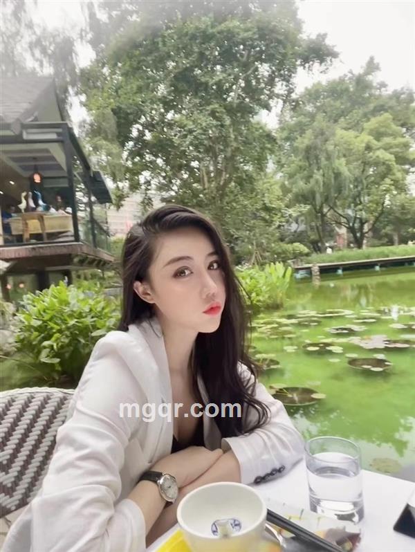 我以暖字酿秋光的头像