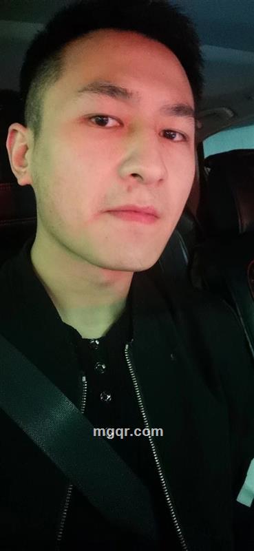 给自己一个帅气的网名