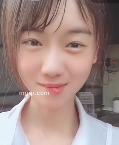 柒月的头像