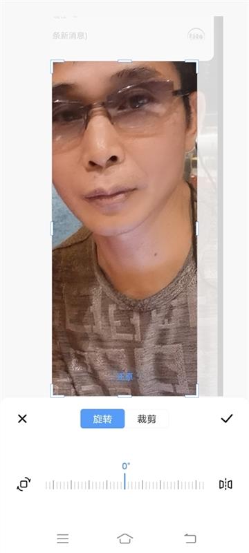 圣堂之上的头像