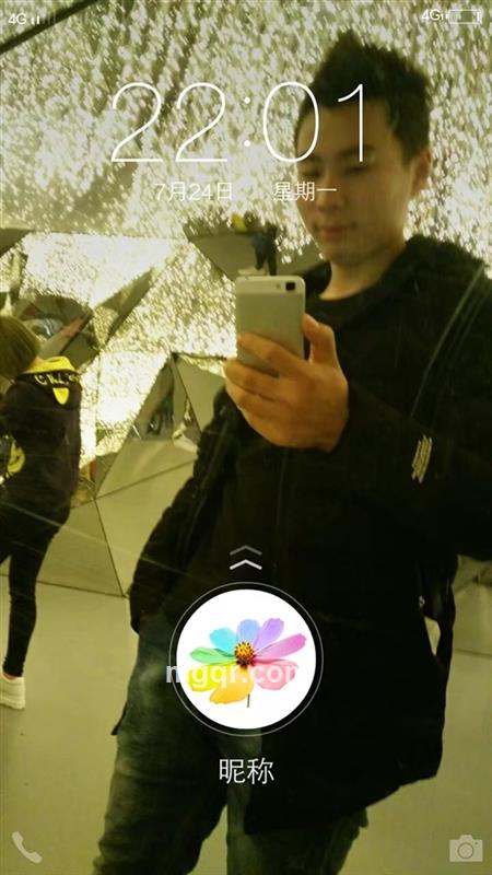 落叶似忧伤的头像