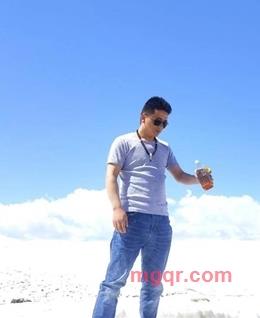 二u我哦很难出现的头像