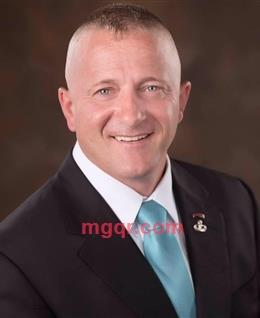 Mike Andrew的头像