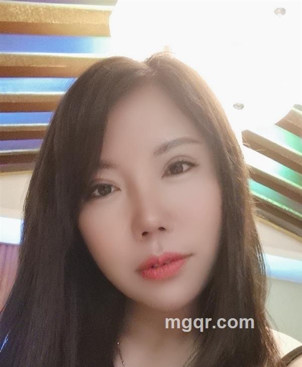 爱笑女孩的头像
