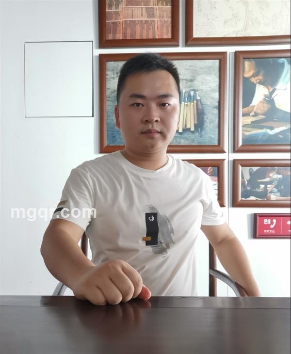 天噵酬懃的头像