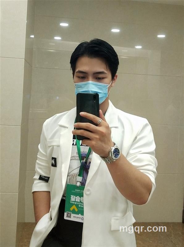 寂寞的狼的头像