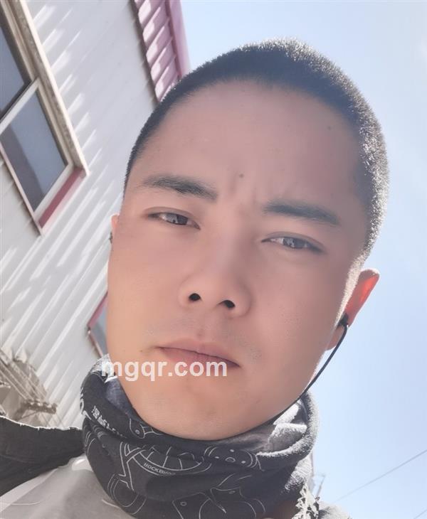 男179-65-27的头像